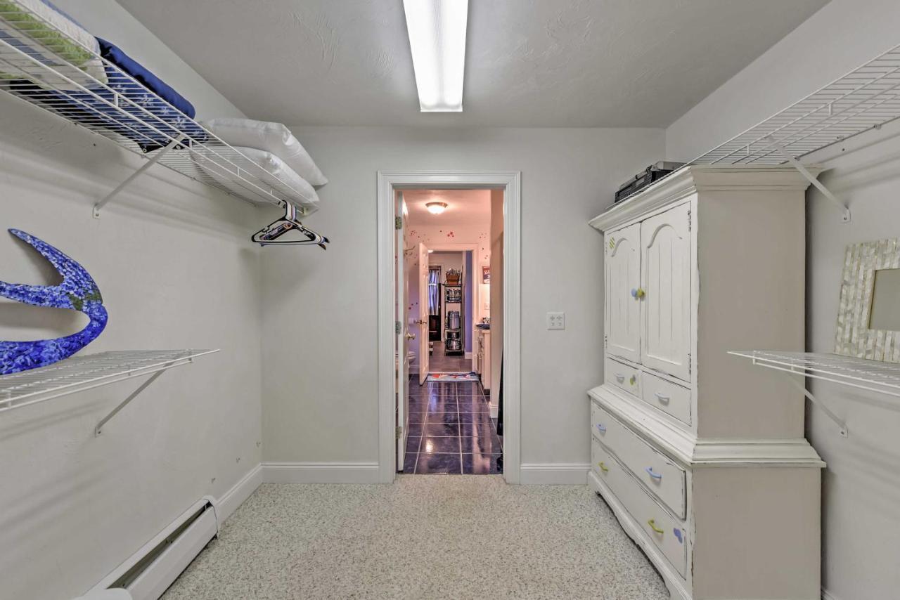 Nautical Bourne Apartment - 2 Mi To Monument Beach Esterno foto